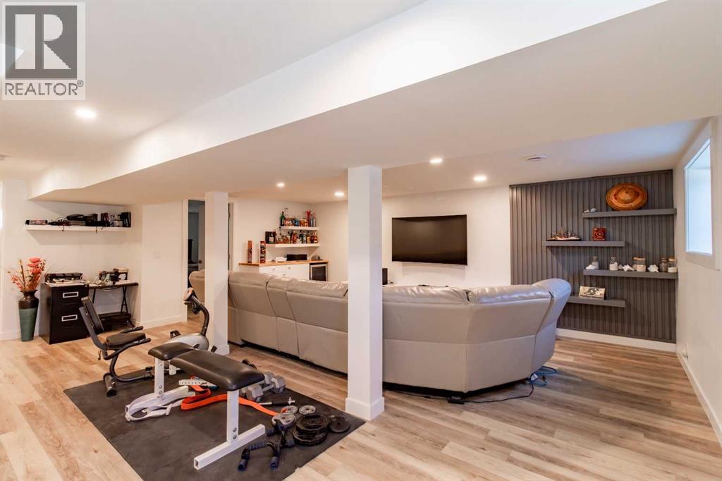 Photo 17 of 4703 26 Avenue Sw, Calgary AB
