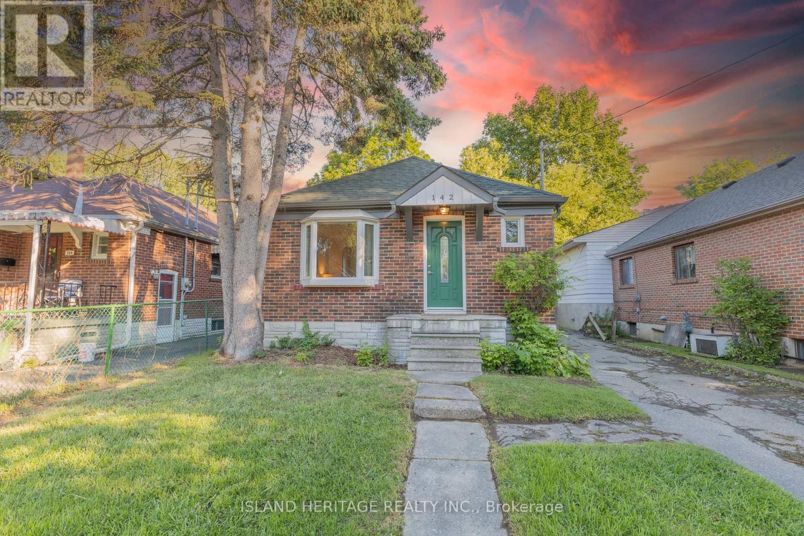 Photo 40 of 142 Symons Street, Toronto ON