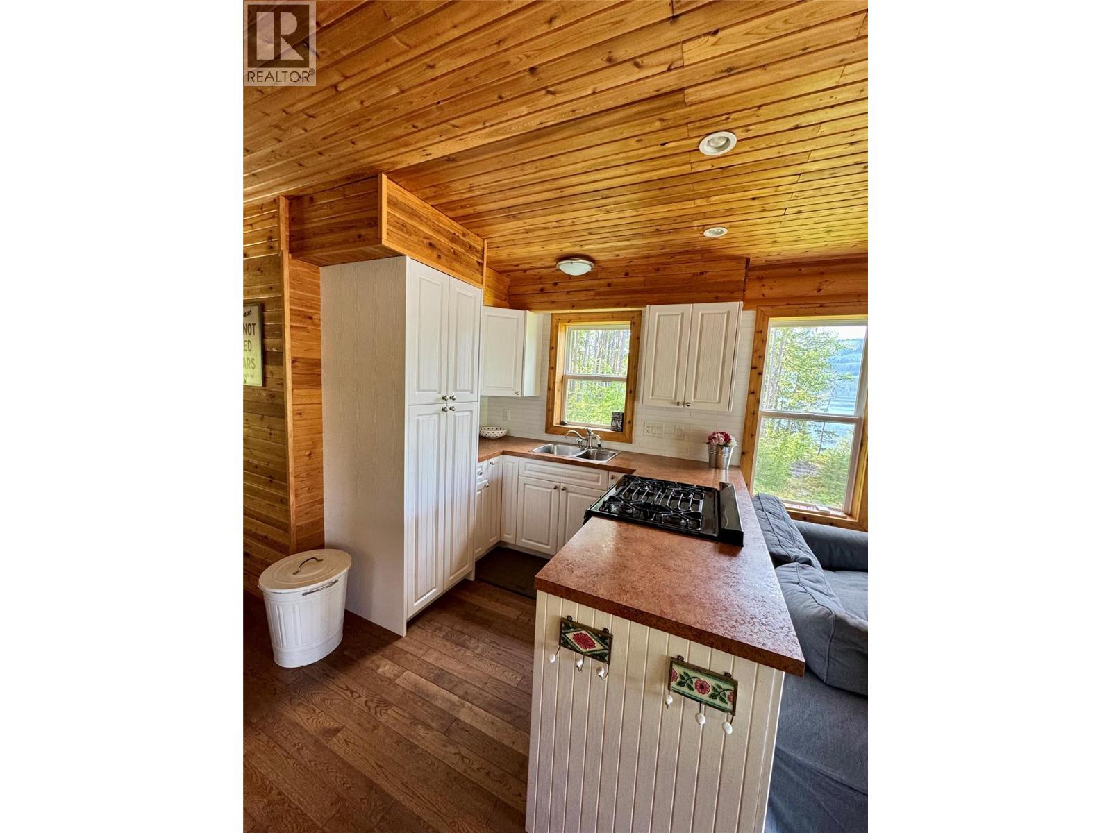 Lot 4 Pete Martin Bay, Sicamous