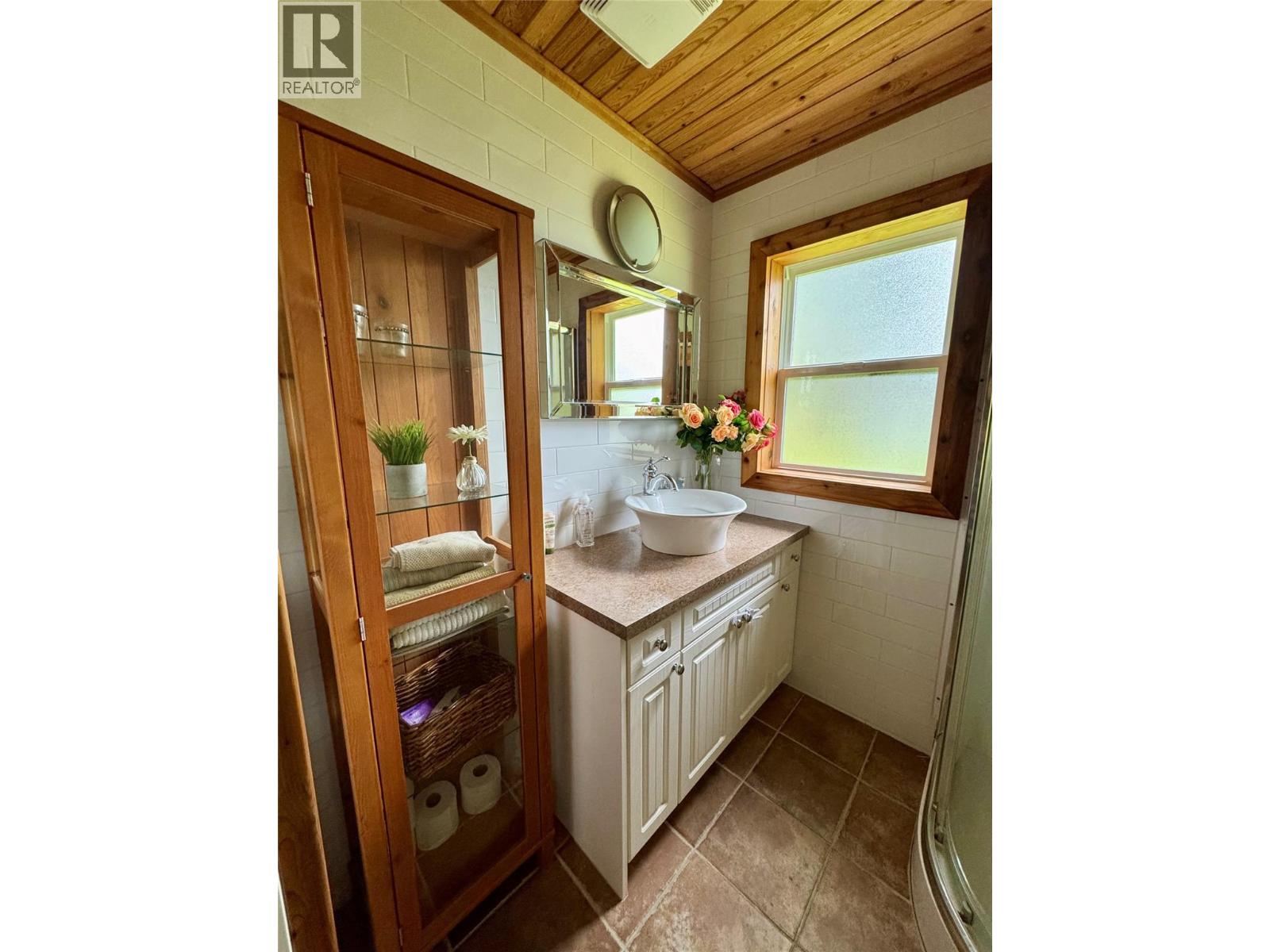 Lot 4 Pete Martin Bay, Sicamous