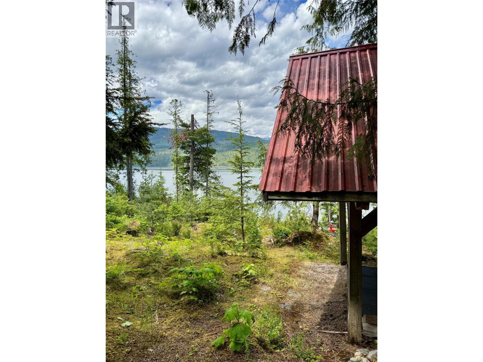 Lot 4 Pete Martin Bay, Sicamous