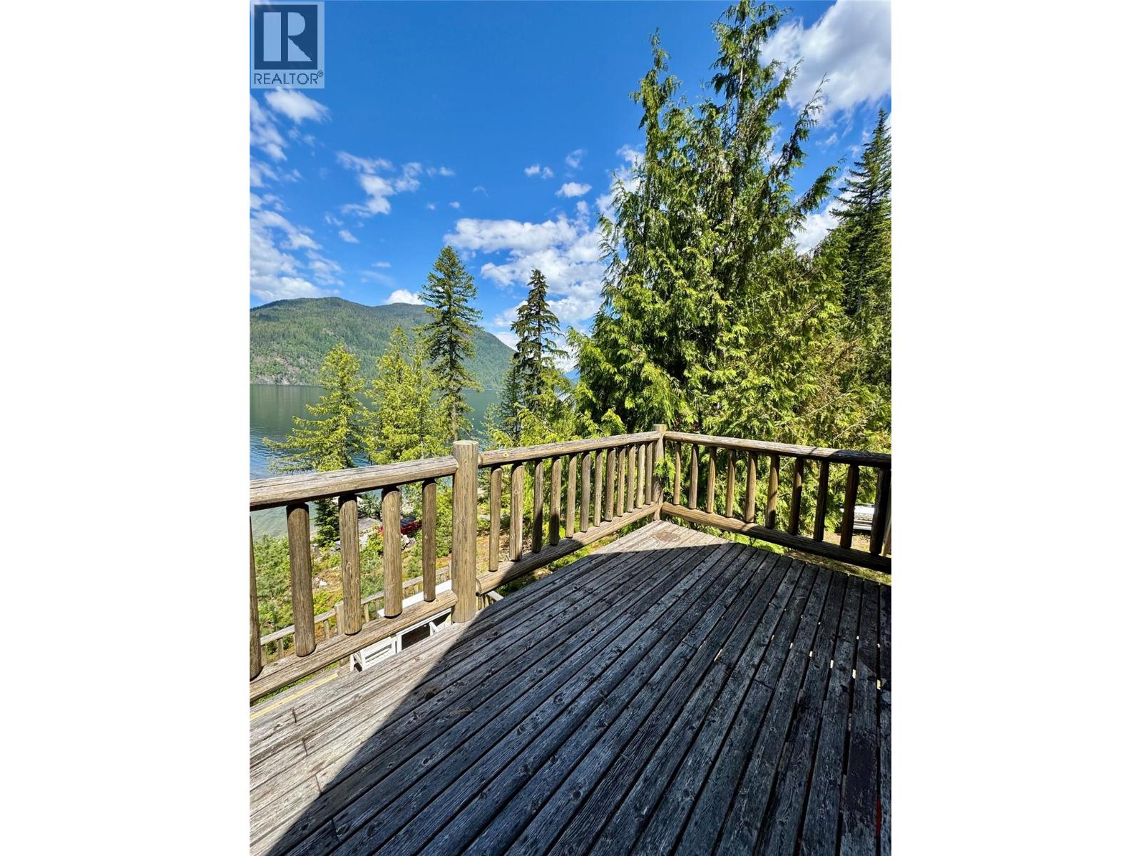 Lot 4 Pete Martin Bay, Sicamous
