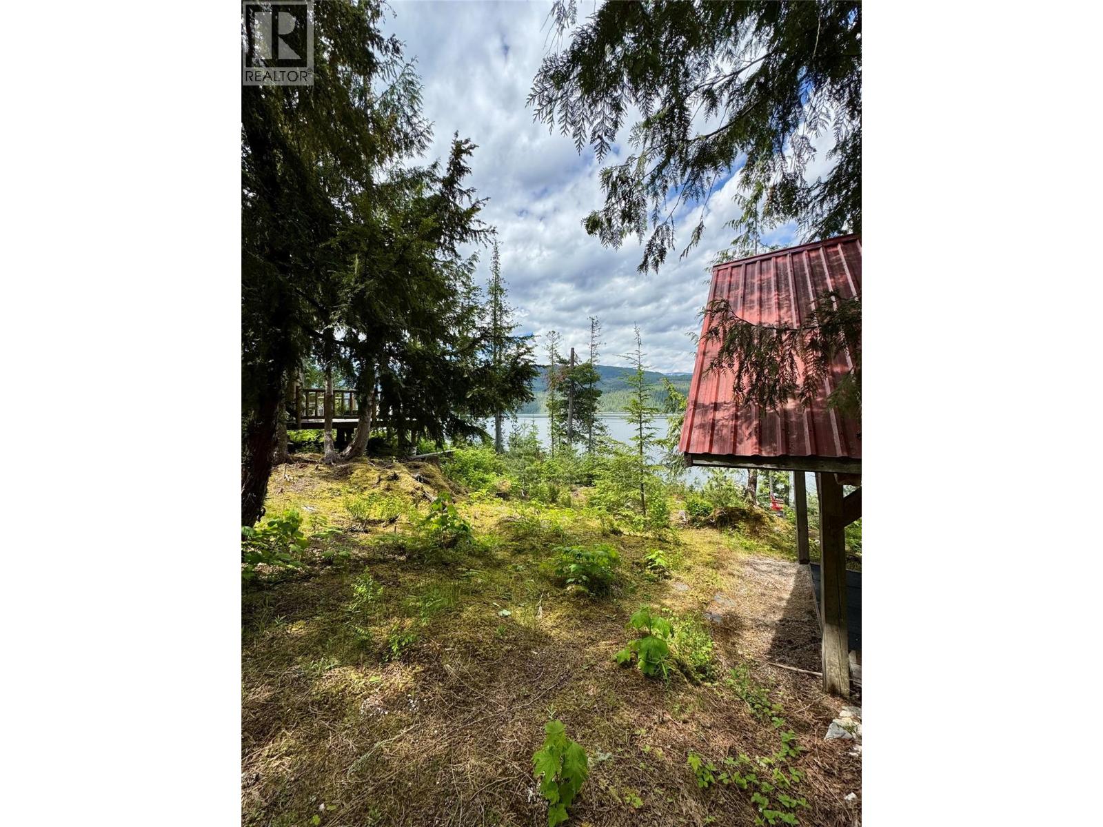 Lot 4 Pete Martin Bay, Sicamous