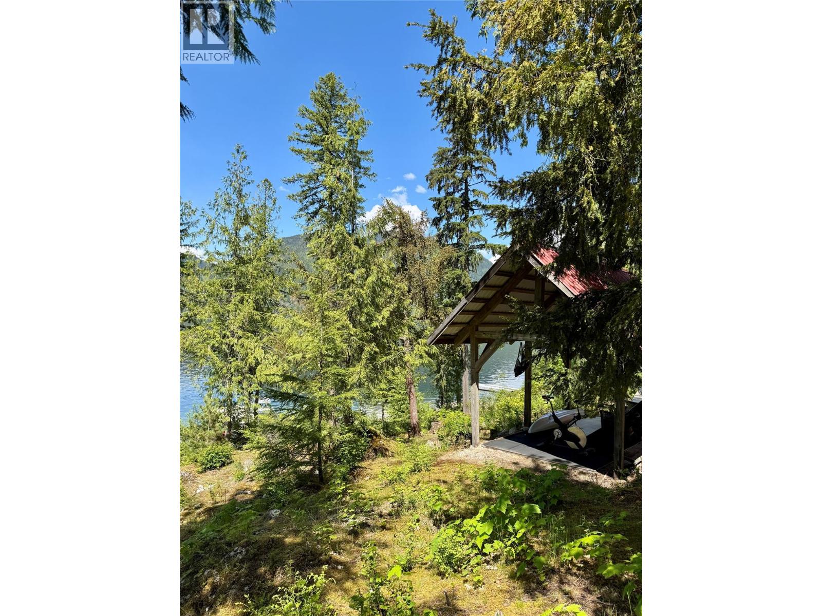 Lot 4 Pete Martin Bay, Sicamous