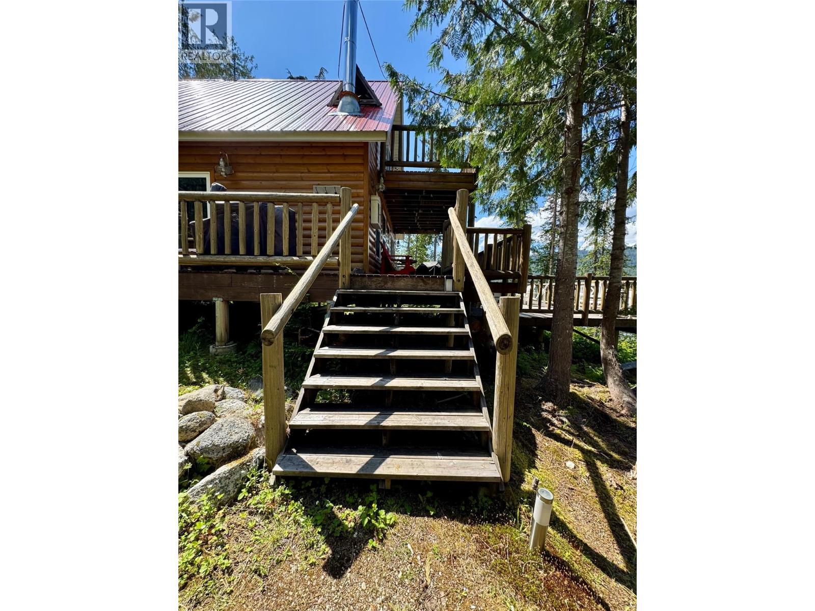 Lot 4 Pete Martin Bay, Sicamous