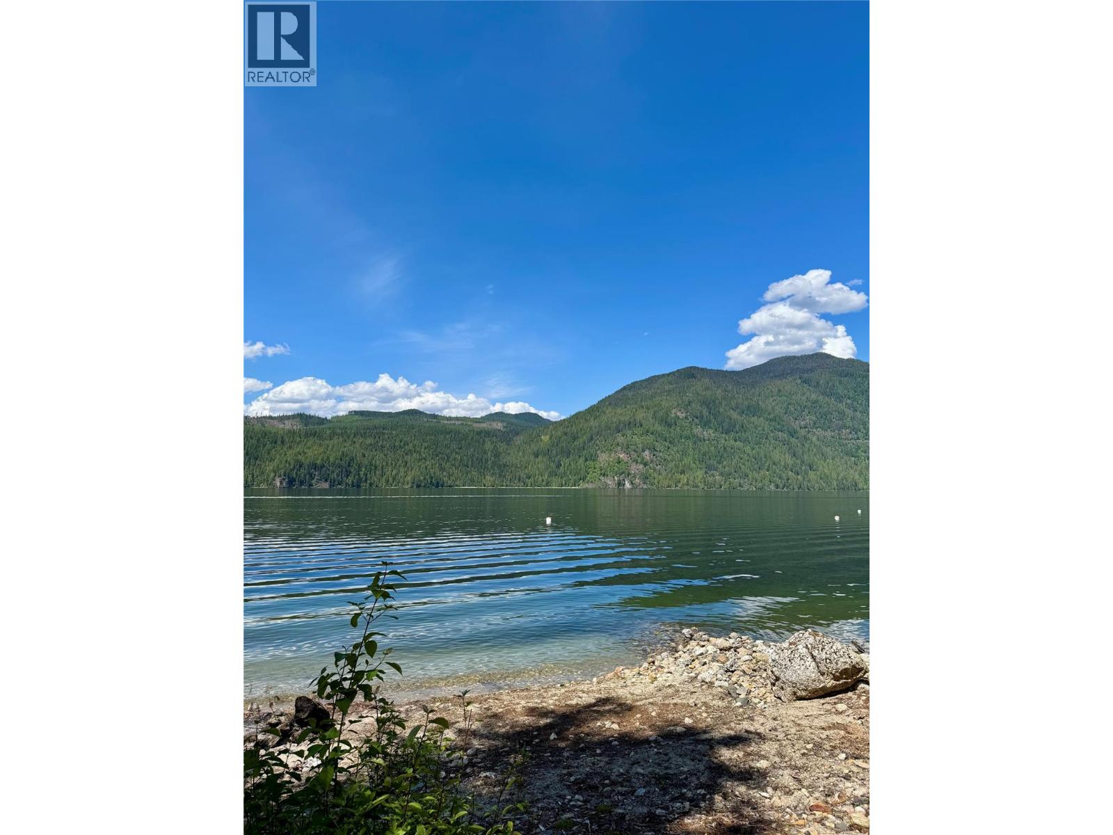 Lot 4 Pete Martin Bay, Sicamous