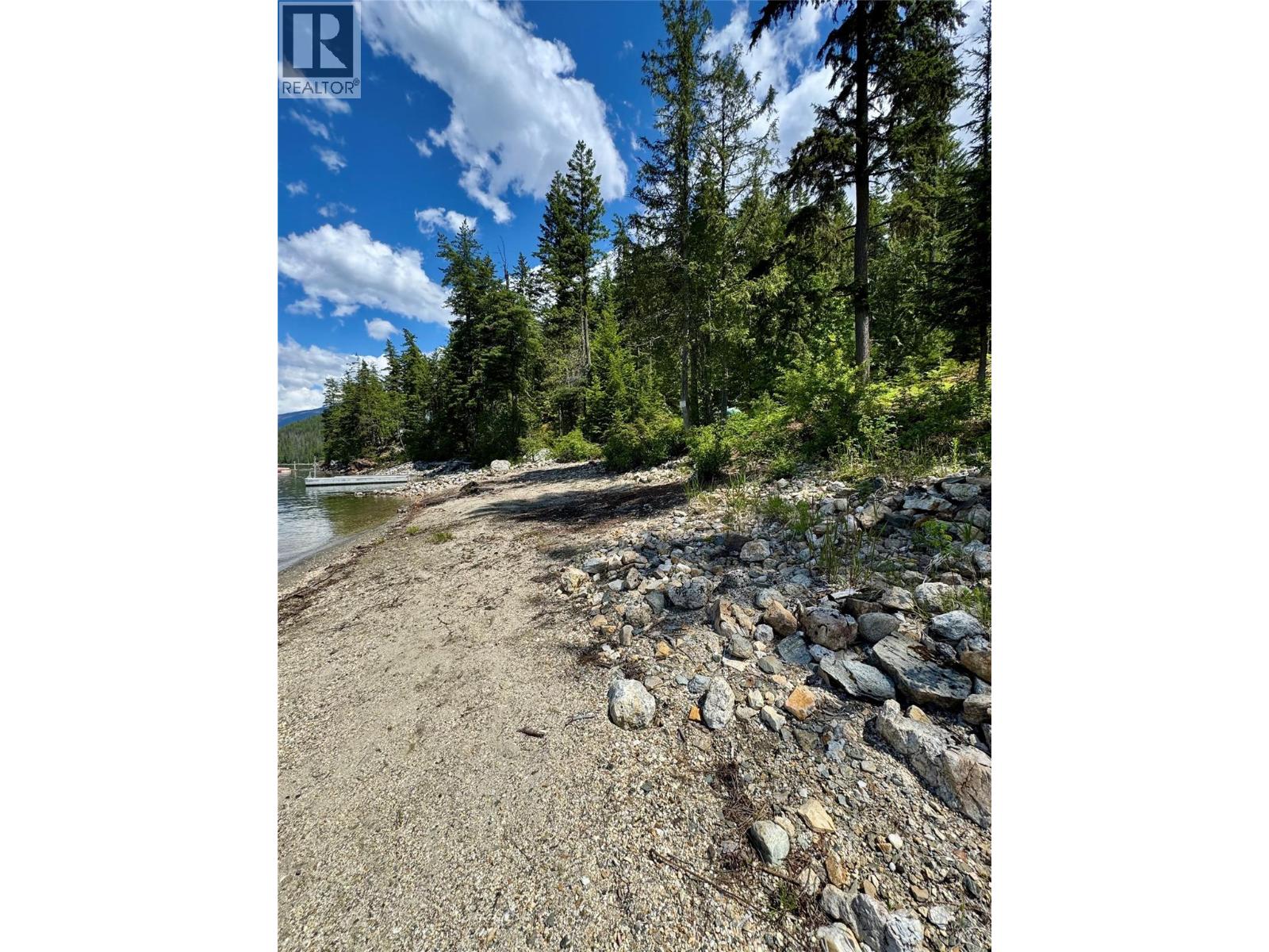 Lot 4 Pete Martin Bay, Sicamous