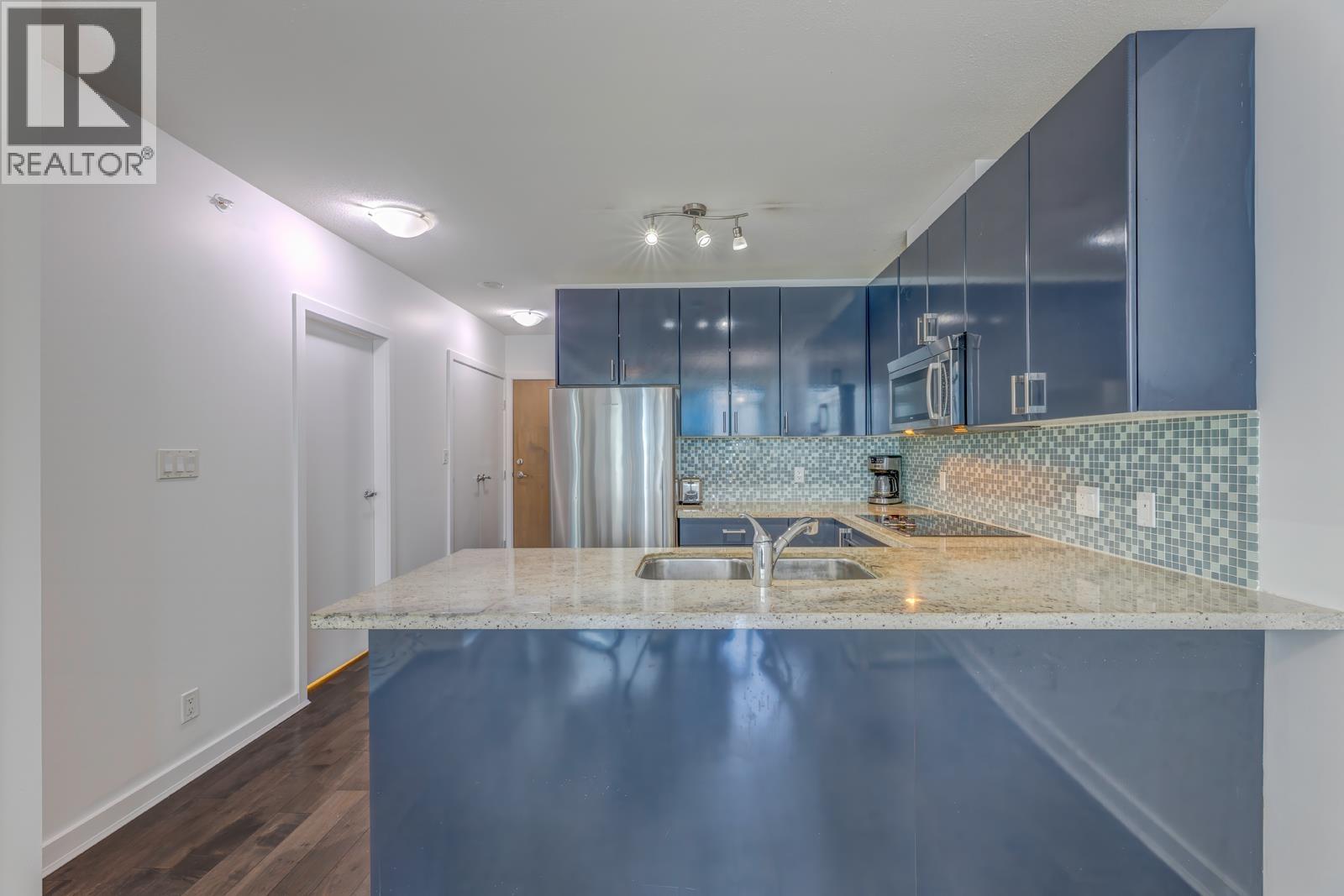 Photo 4 of 603 1188 W Pender Street, Vancouver BC