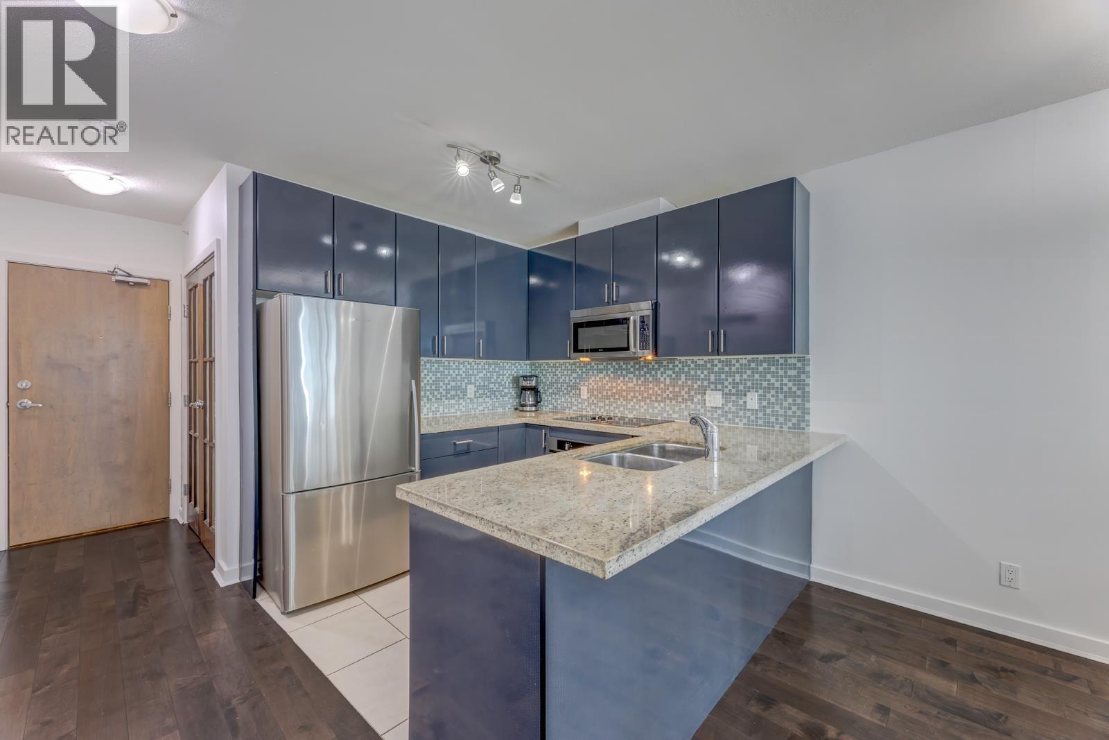 Photo 3 of 603 1188 W Pender Street, Vancouver BC