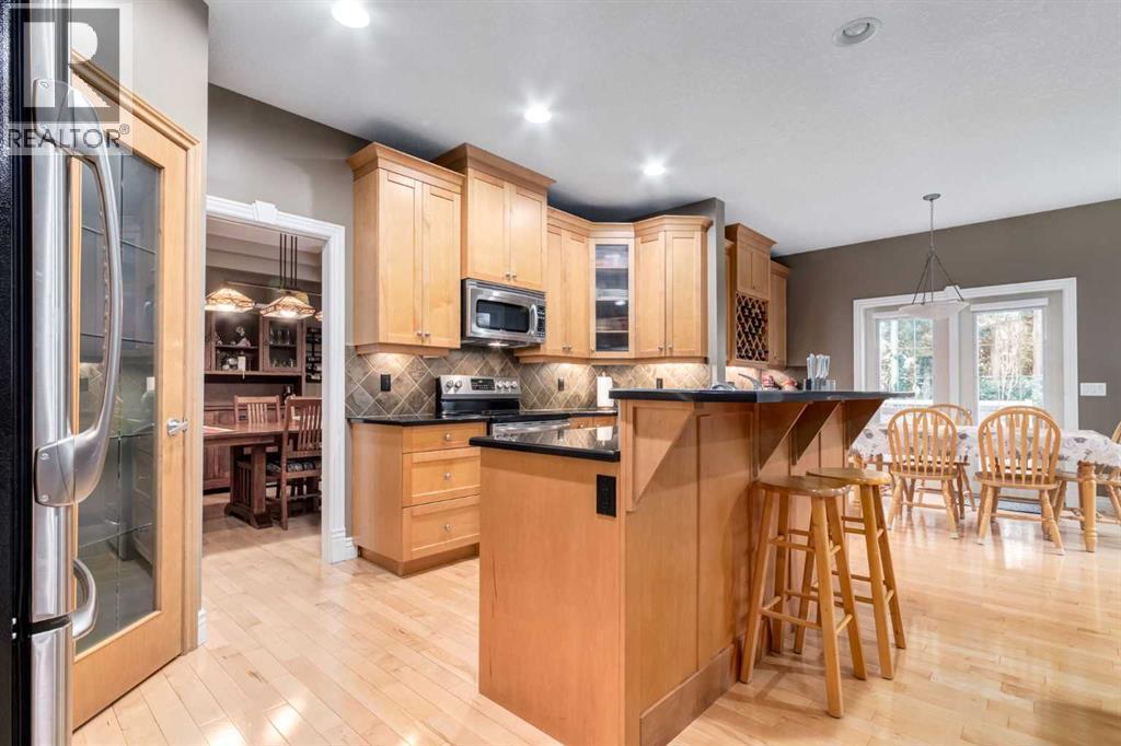 Photo 3 of 207 Tuscany Glen Park Nw, Calgary AB