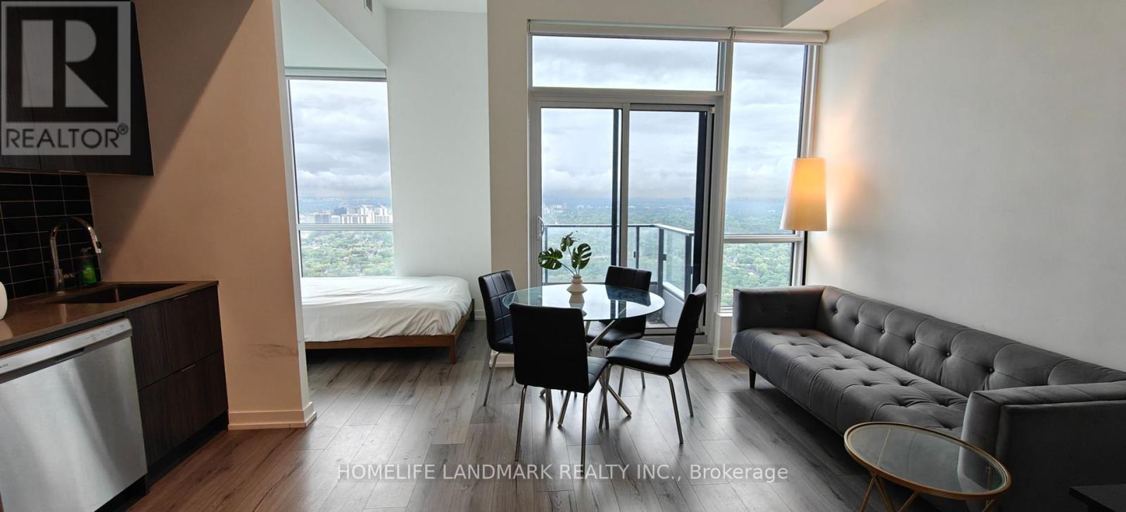 Photo 3 of 5405 395 Bloor Street E, Toronto ON
