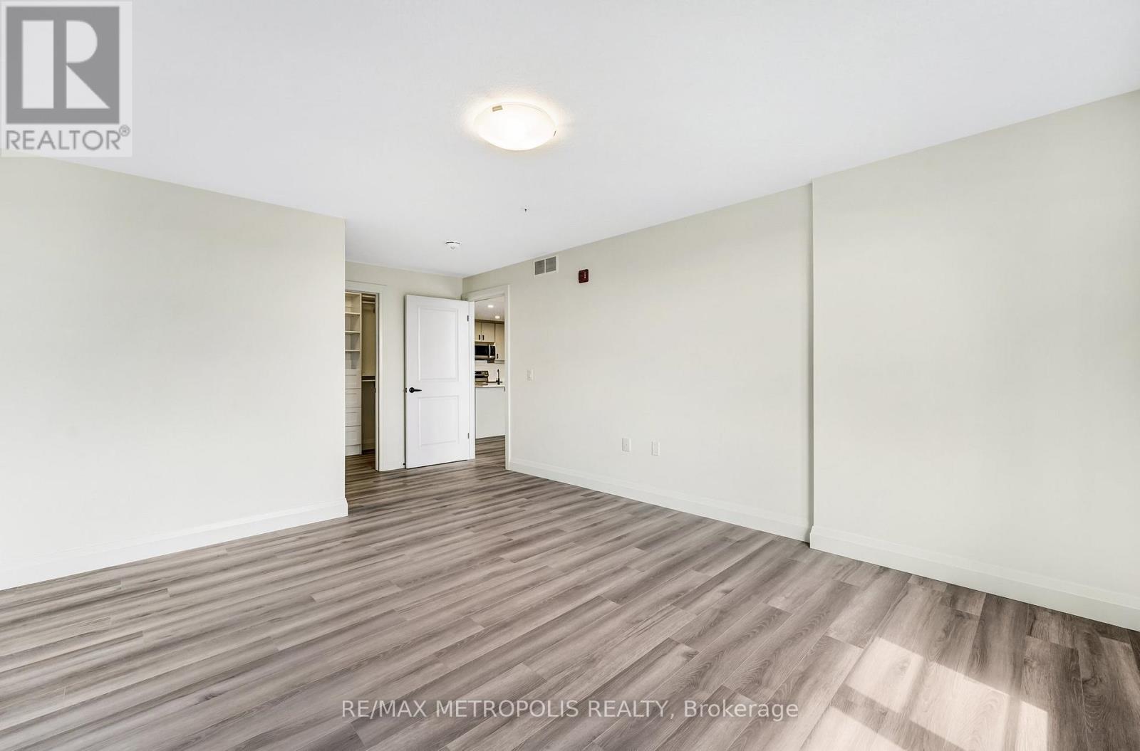 Photo 18 of 99 B Farley Road, Centre Wellington ON
