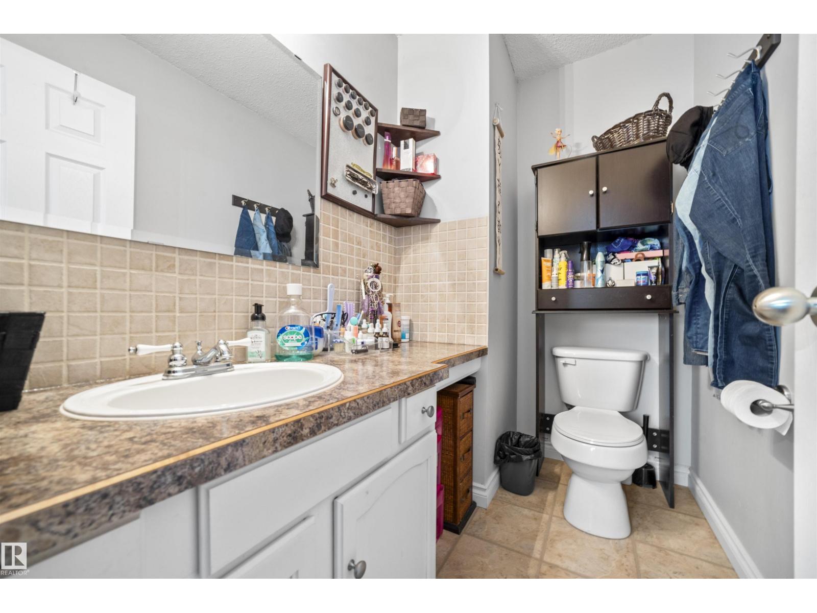 Photo 11 of 4611 16 A Av Nw, Edmonton AB