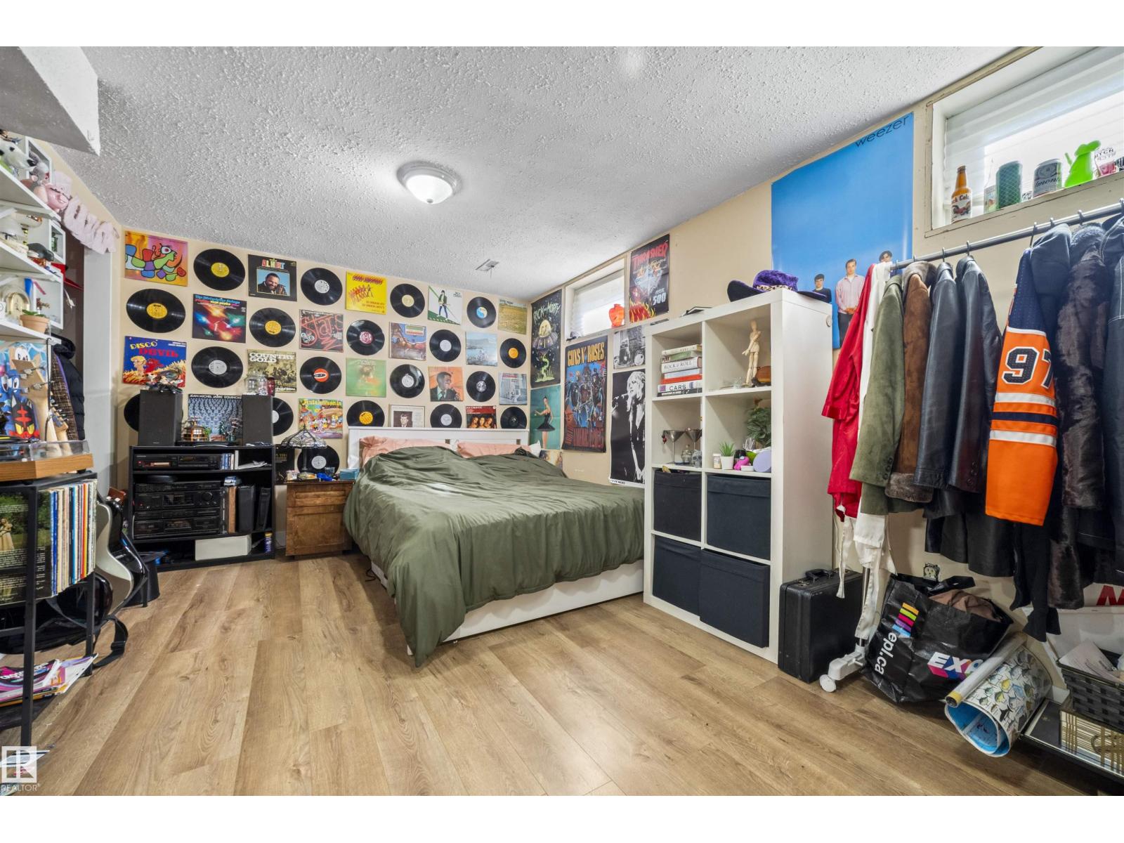 Photo 19 of 4611 16 A Av Nw, Edmonton AB