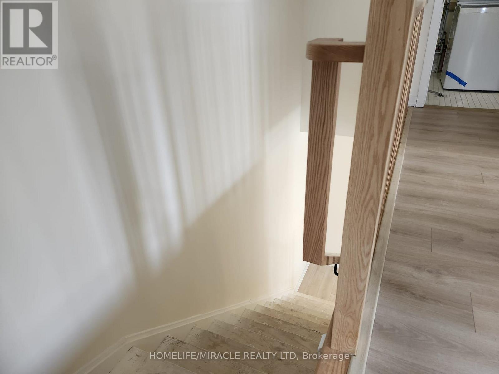 Photo 17 of 1302 1695 Dersan Street, Pickering ON