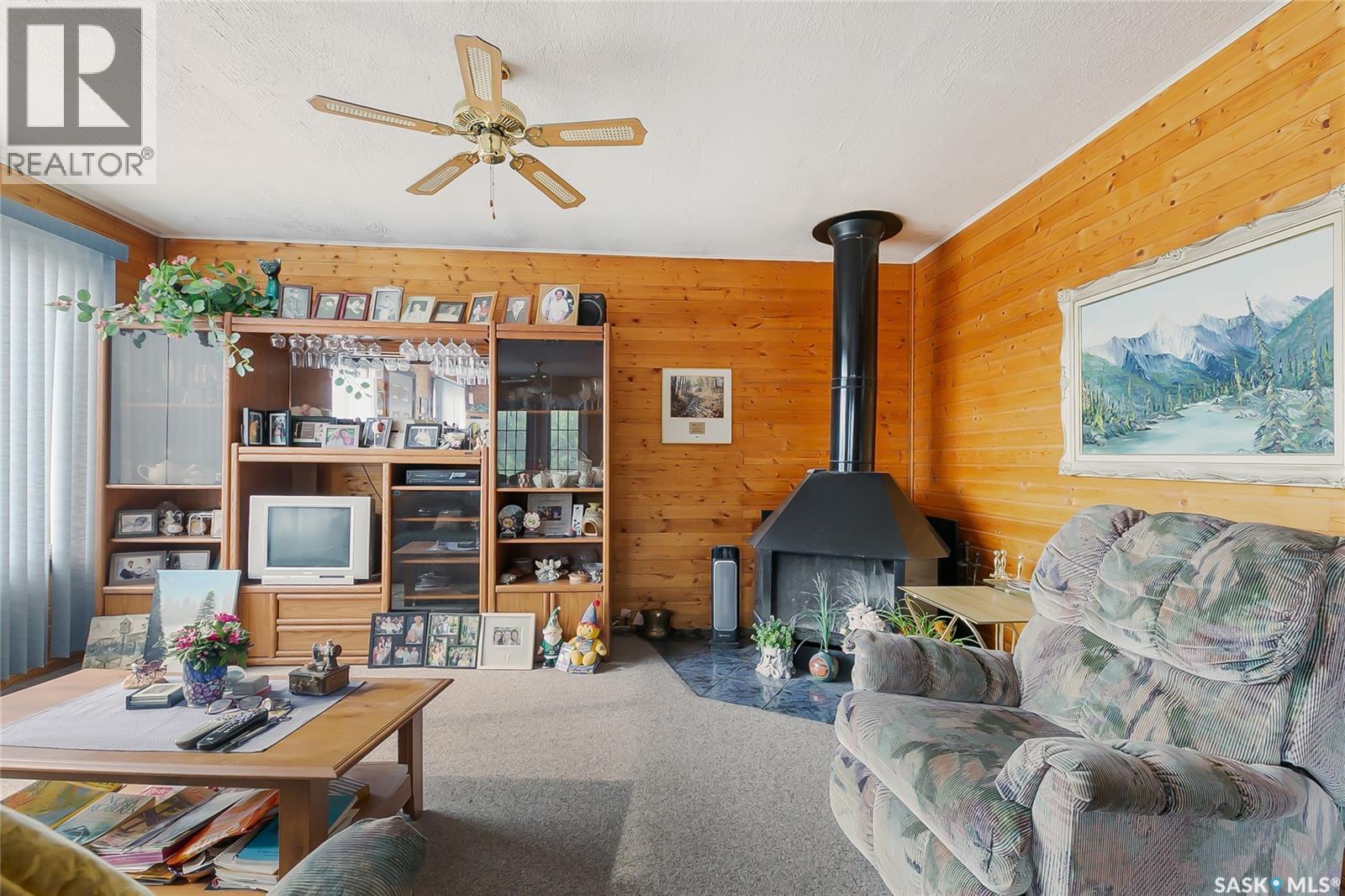 Photo 5 of 625 Aurora Street, Saskatchewan Beach SK