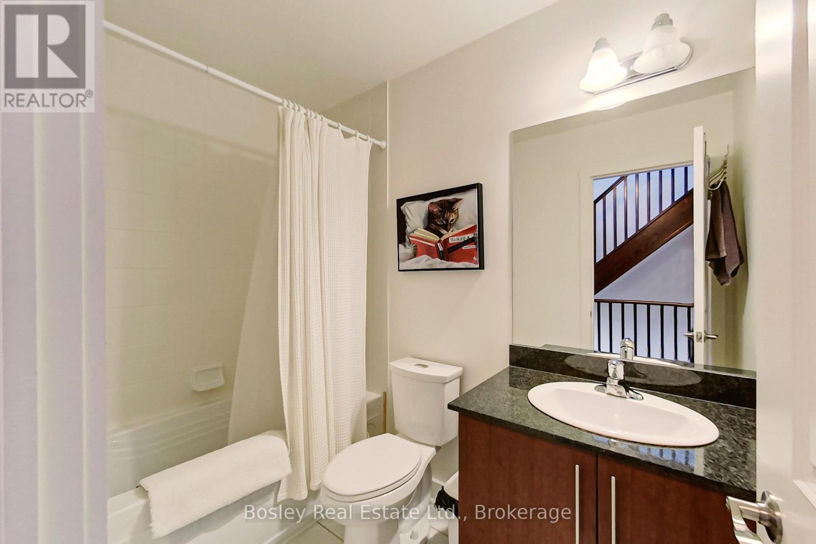 Photo 20 of 8 104 Farmgate Road, Blue Mountains ON