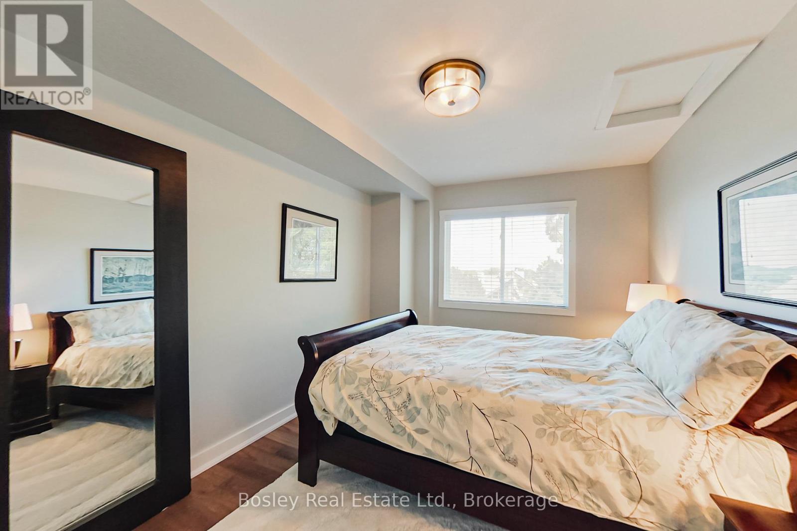 Photo 19 of 8 104 Farmgate Road, Blue Mountains ON