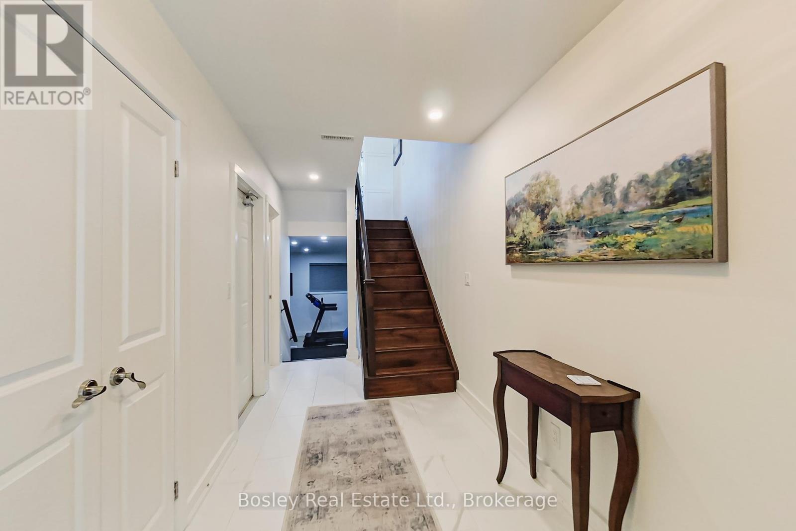 Photo 3 of 8 104 Farmgate Road, Blue Mountains ON