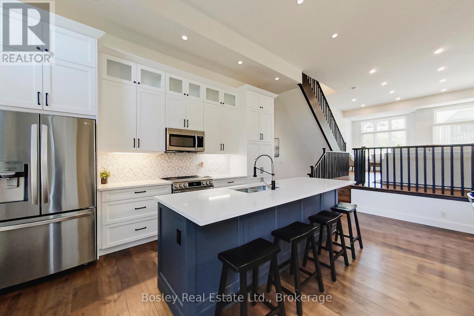Photo 5 of 8 104 Farmgate Road, Blue Mountains ON