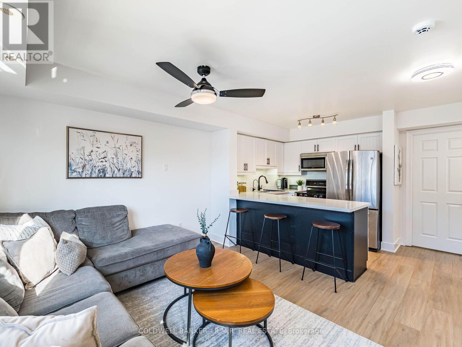 Photo 10 of 2020 125 George Appleton Way, Toronto ON