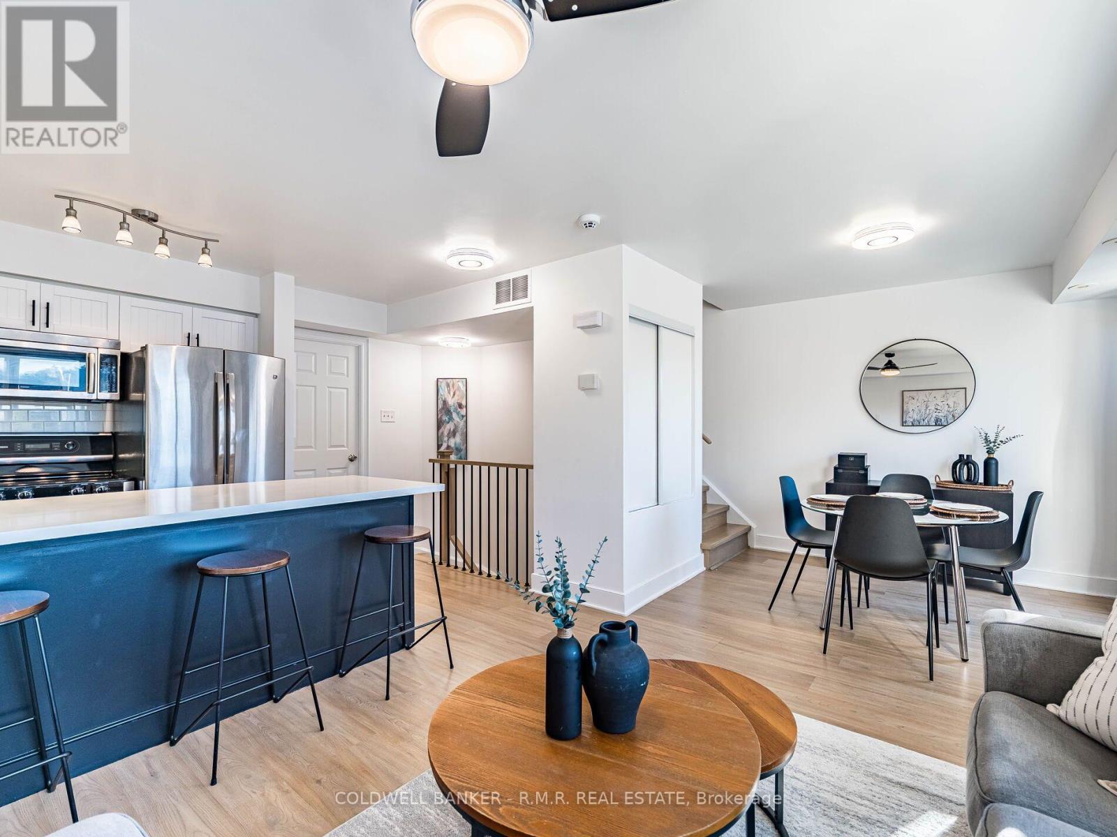 Photo 11 of 2020 125 George Appleton Way, Toronto ON