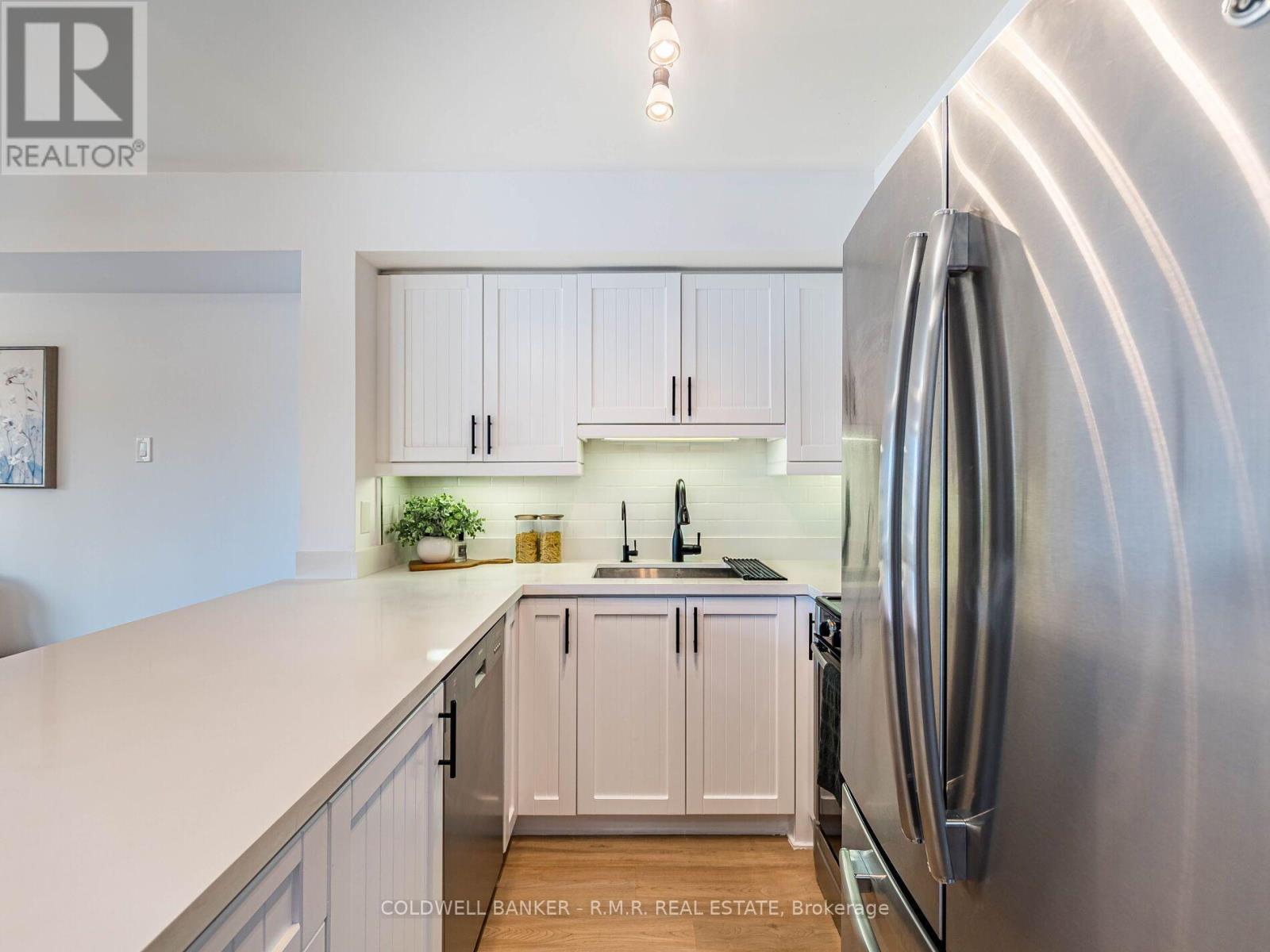Photo 16 of 2020 125 George Appleton Way, Toronto ON