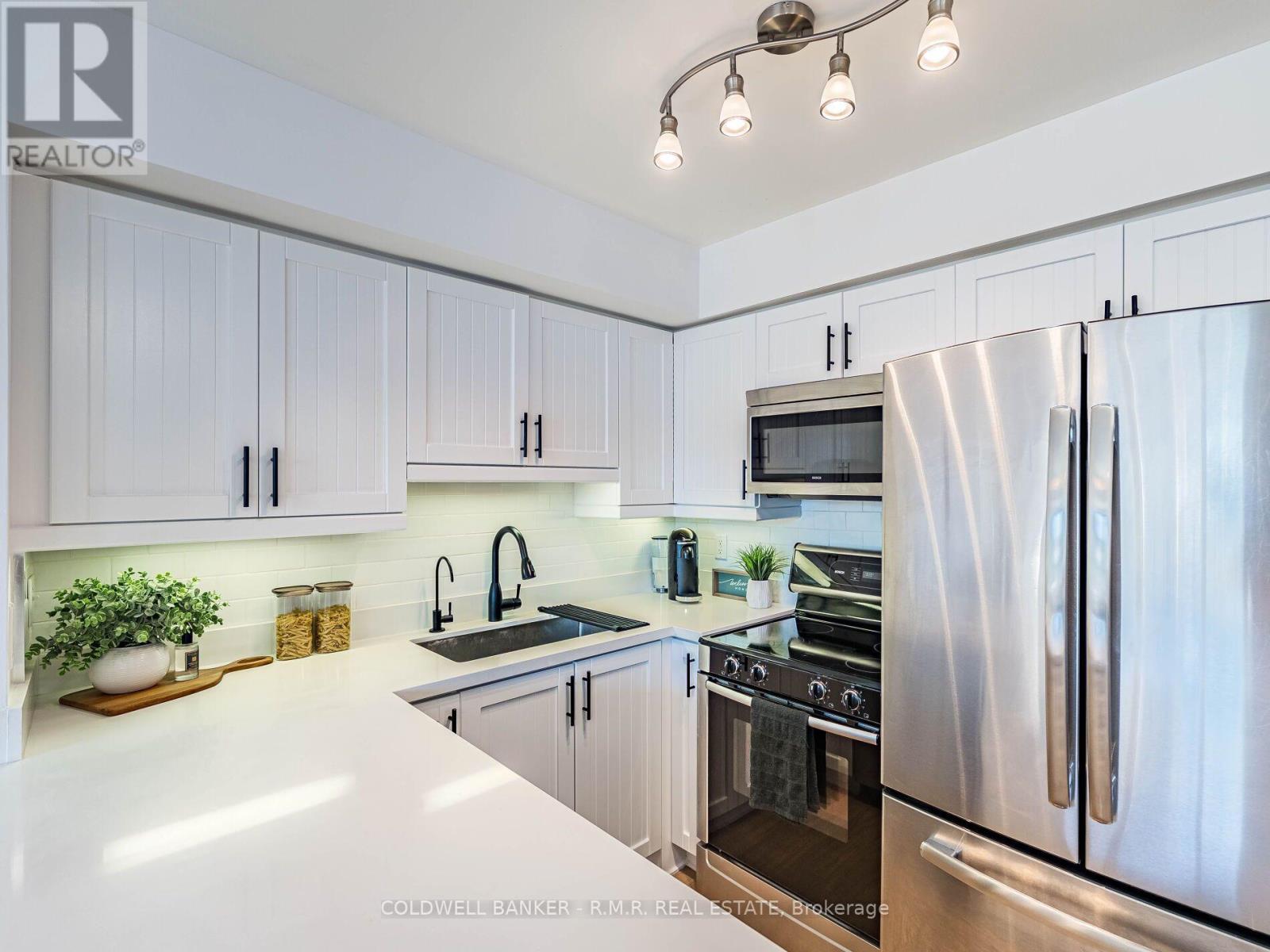 Photo 19 of 2020 125 George Appleton Way, Toronto ON