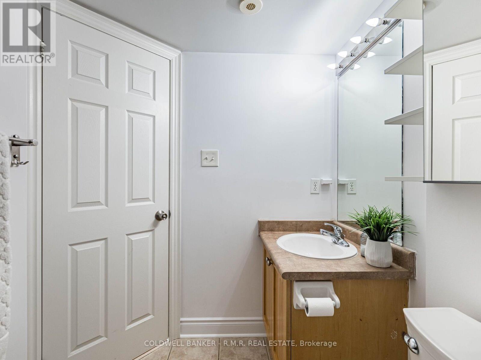 Photo 30 of 2020 125 George Appleton Way, Toronto ON