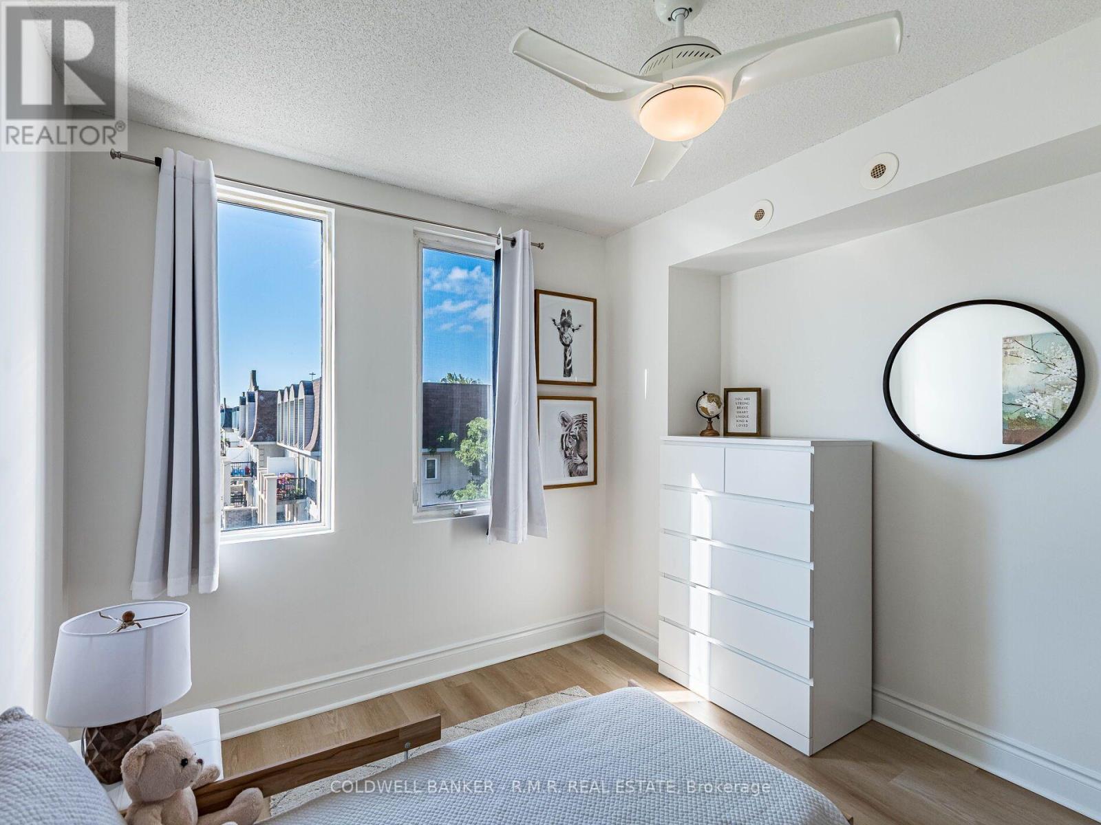 Photo 37 of 2020 125 George Appleton Way, Toronto ON