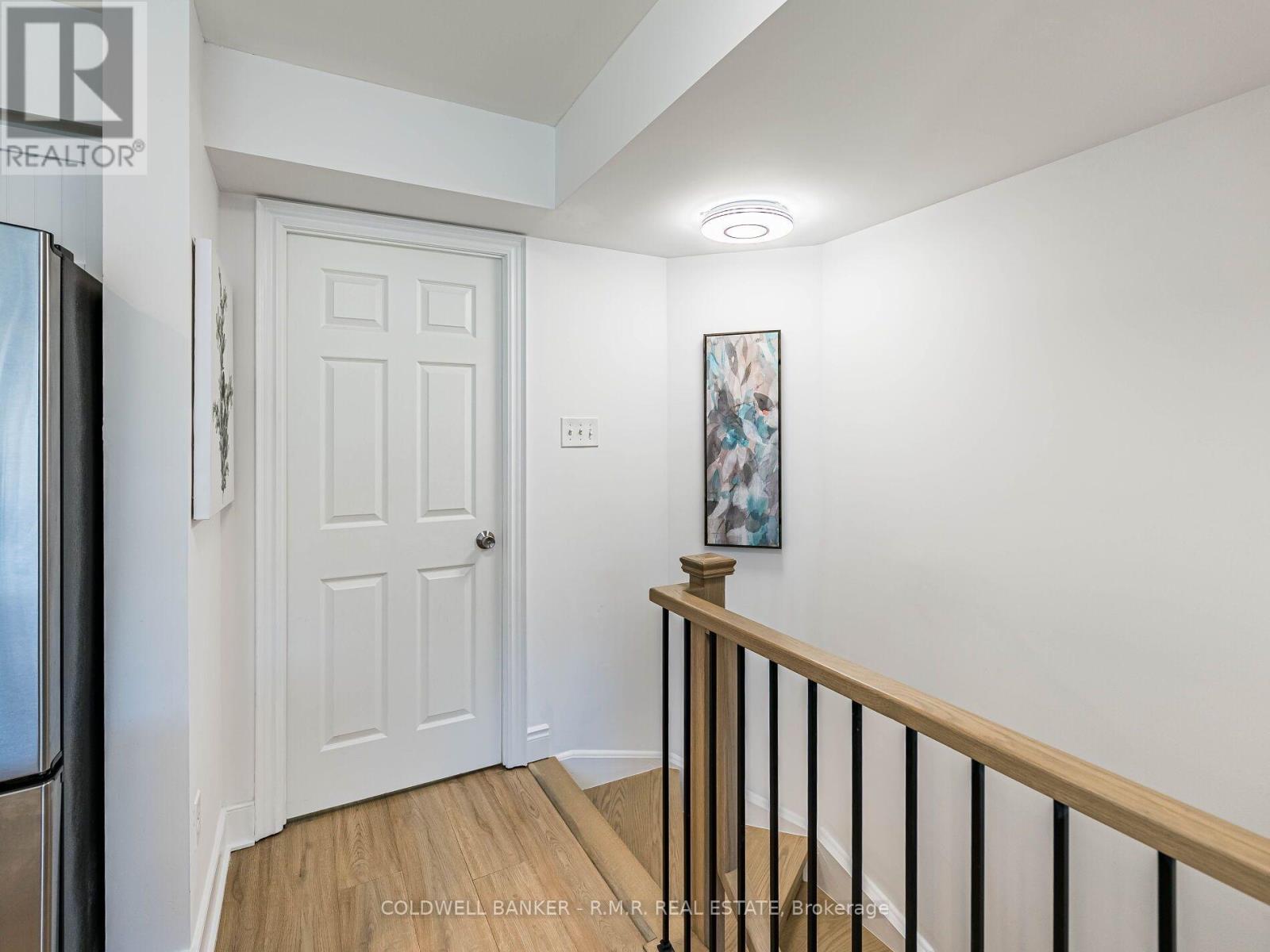Photo 4 of 2020 125 George Appleton Way, Toronto ON