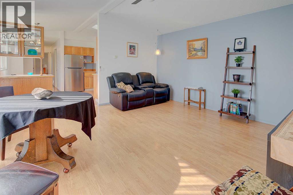 Photo 18 of 4645 52 Avenue, Rimbey AB