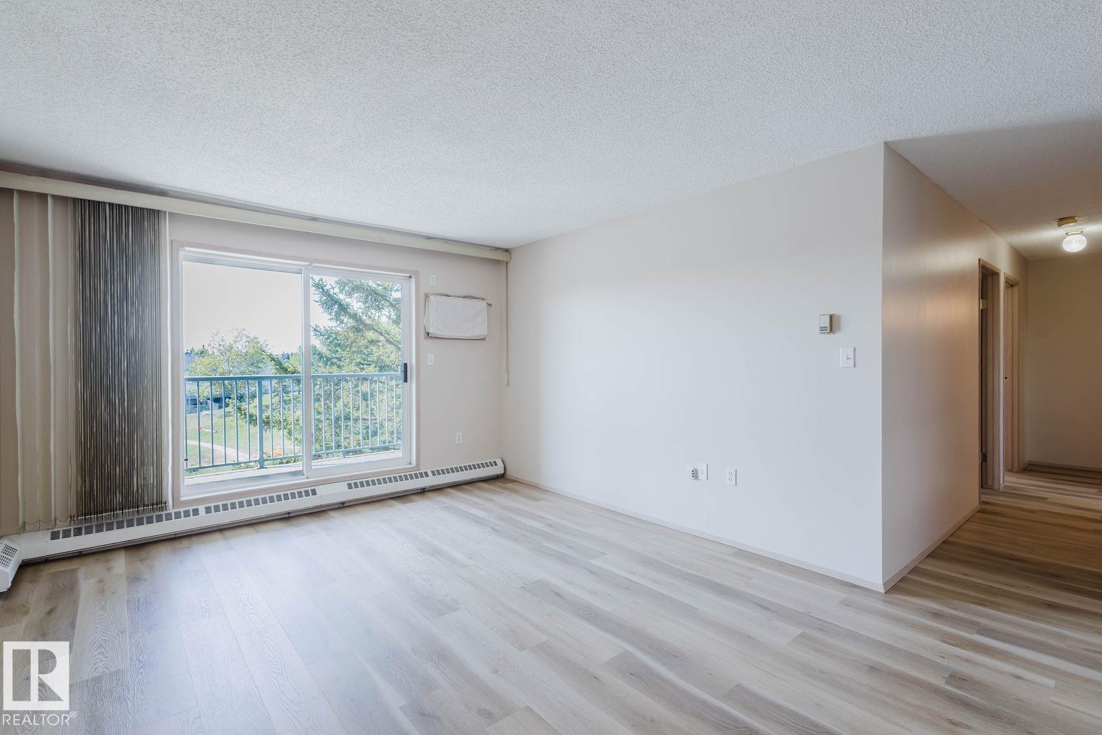 Photo 14 of 334 9620 174 St Nw, Edmonton AB