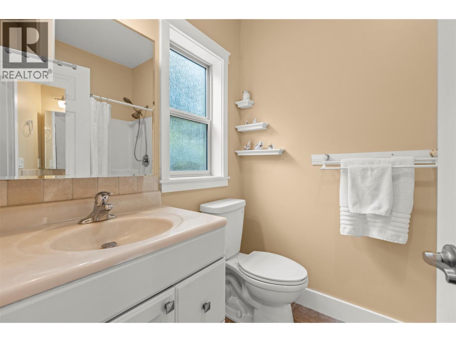 Photo 13 of 951 Mt Begbie Drive, Vernon BC
