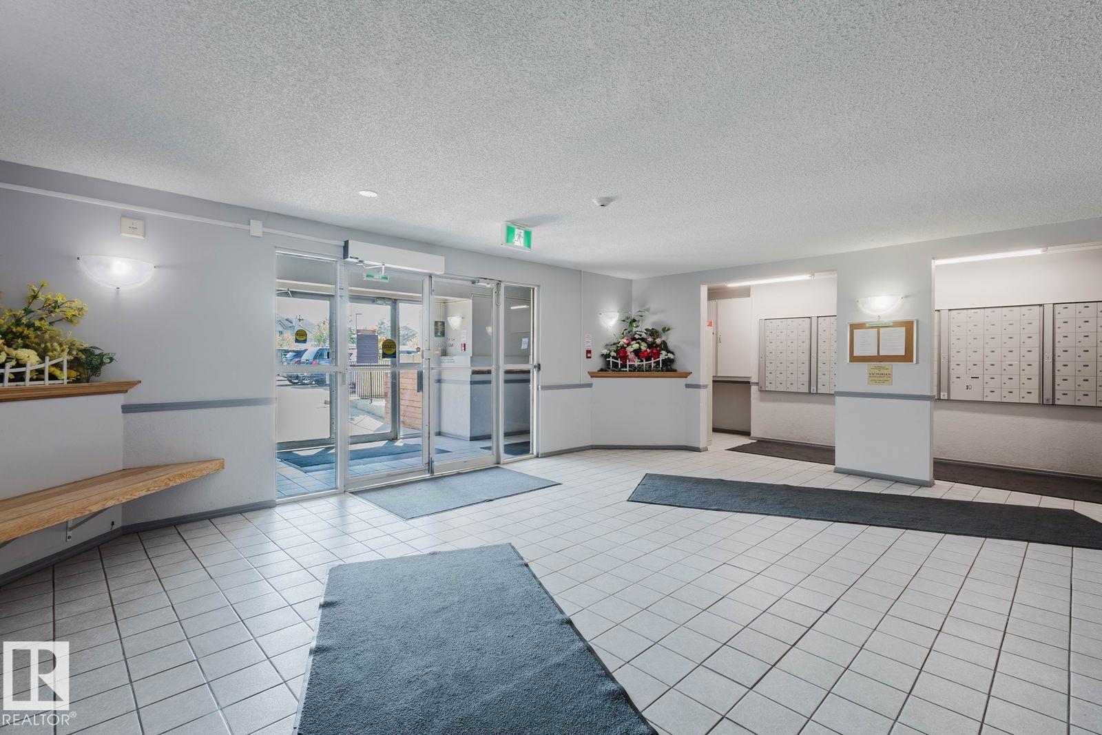 Photo 28 of 334 9620 174 St Nw, Edmonton AB