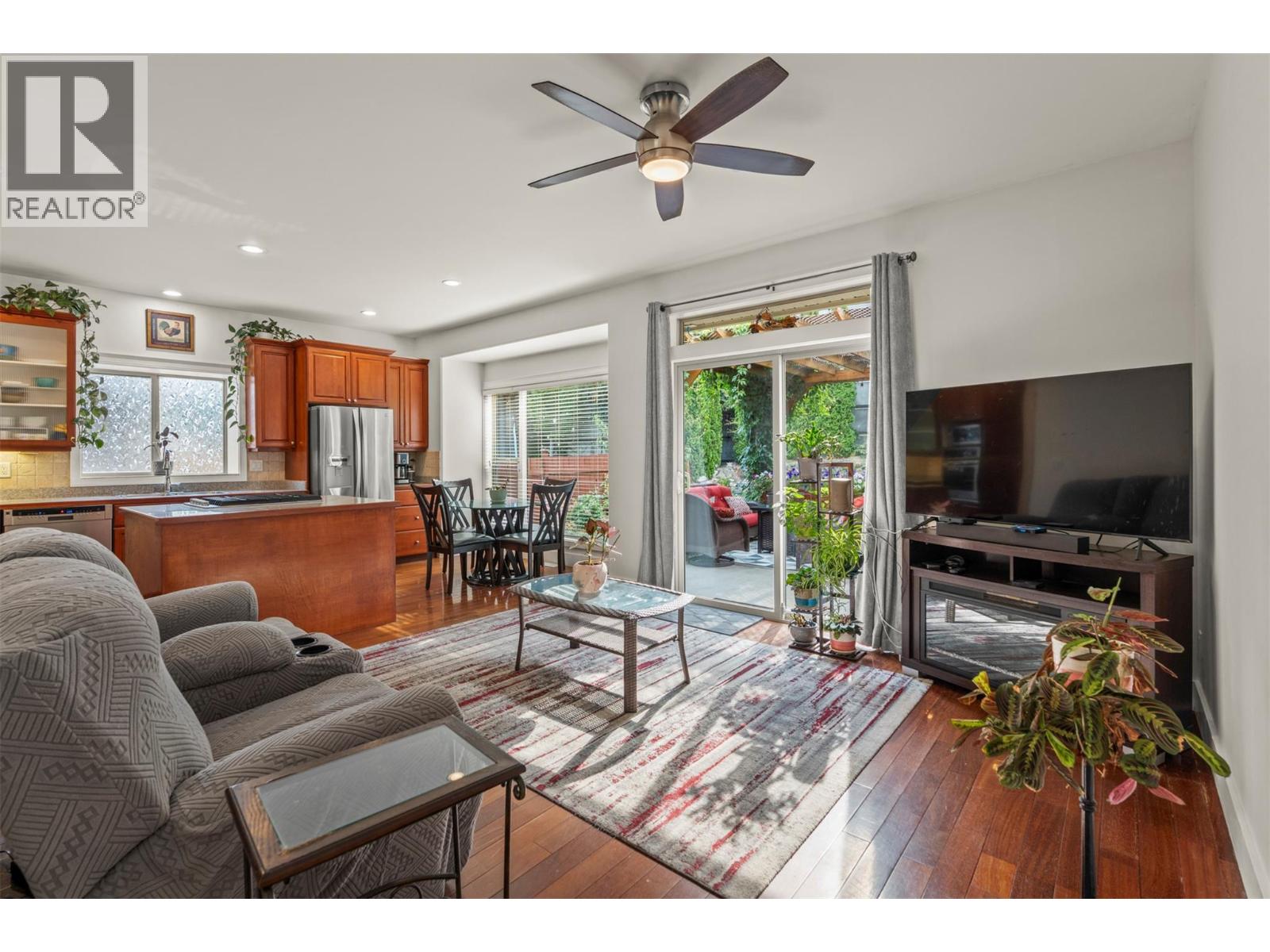 Photo 14 of 951 Mt Begbie Drive, Vernon BC