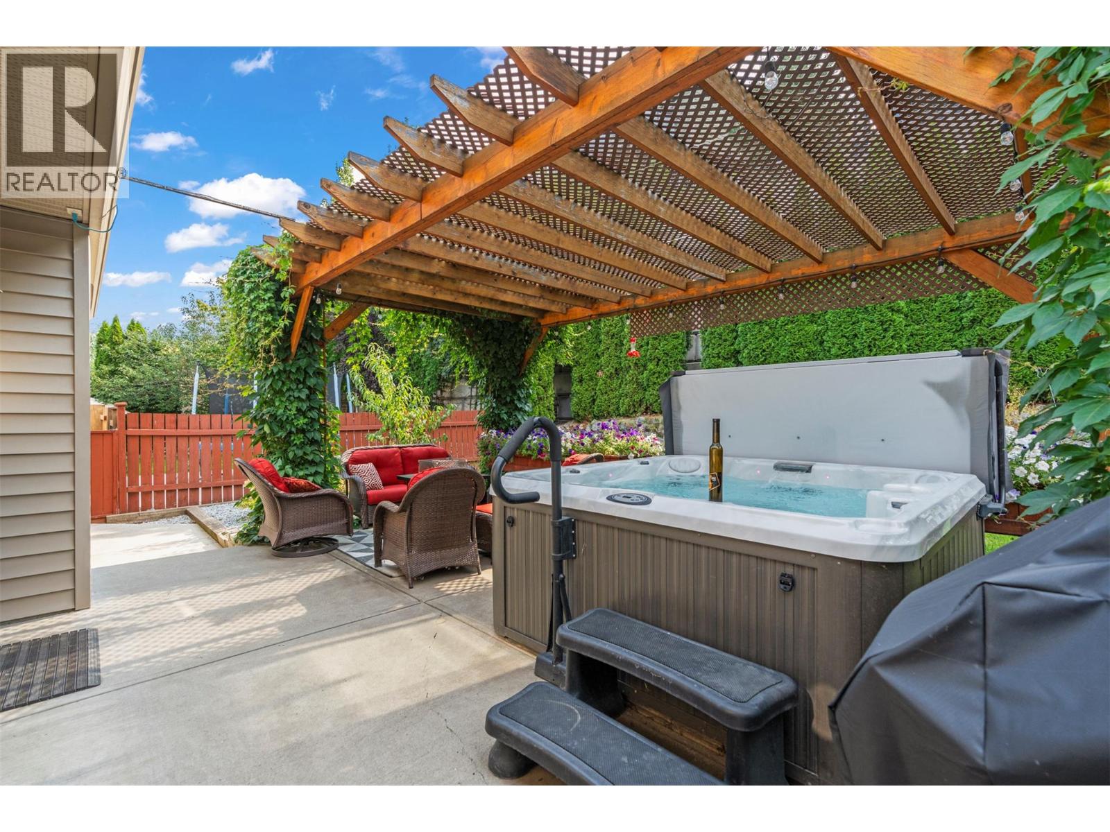 Photo 32 of 951 Mt Begbie Drive, Vernon BC