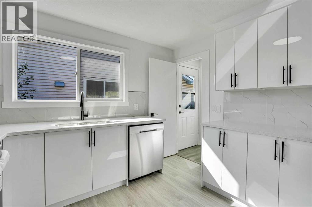 Photo 15 of 60 Whitworth Way Ne, Calgary AB