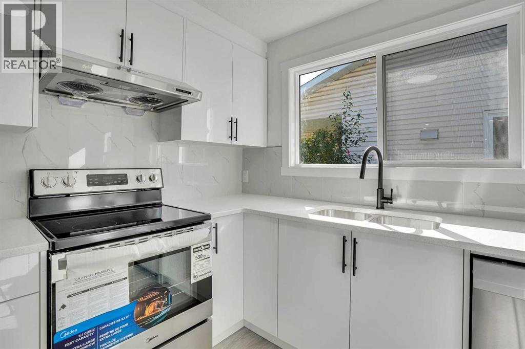 Photo 11 of 60 Whitworth Way Ne, Calgary AB