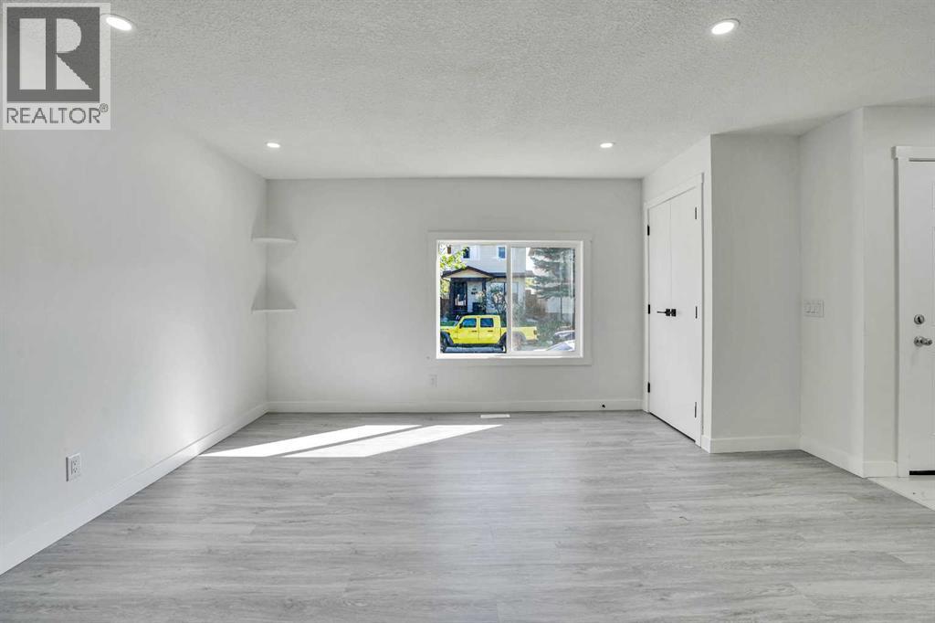 Photo 7 of 60 Whitworth Way Ne, Calgary AB