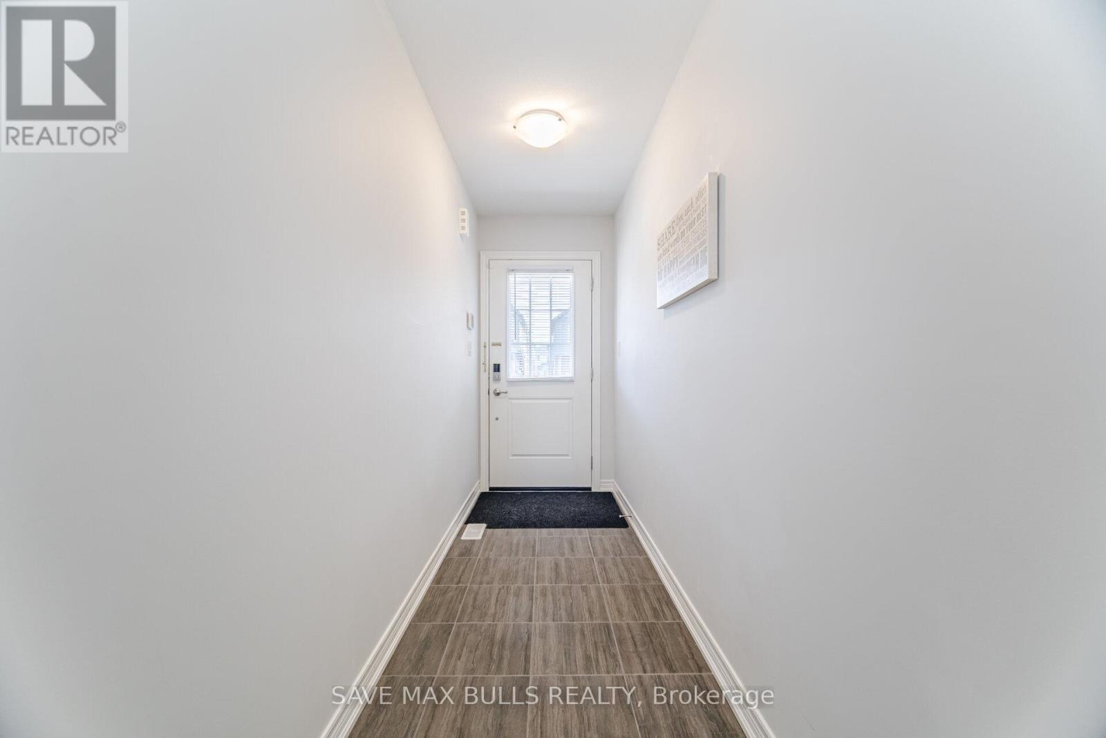 Photo 7 of 127 Acacia Road, Pelham ON