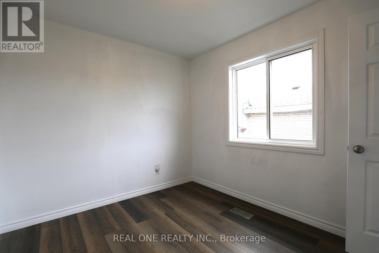 Photo 3 of Upper Level Unit 1 56 Skylark Drive, Hamilton ON