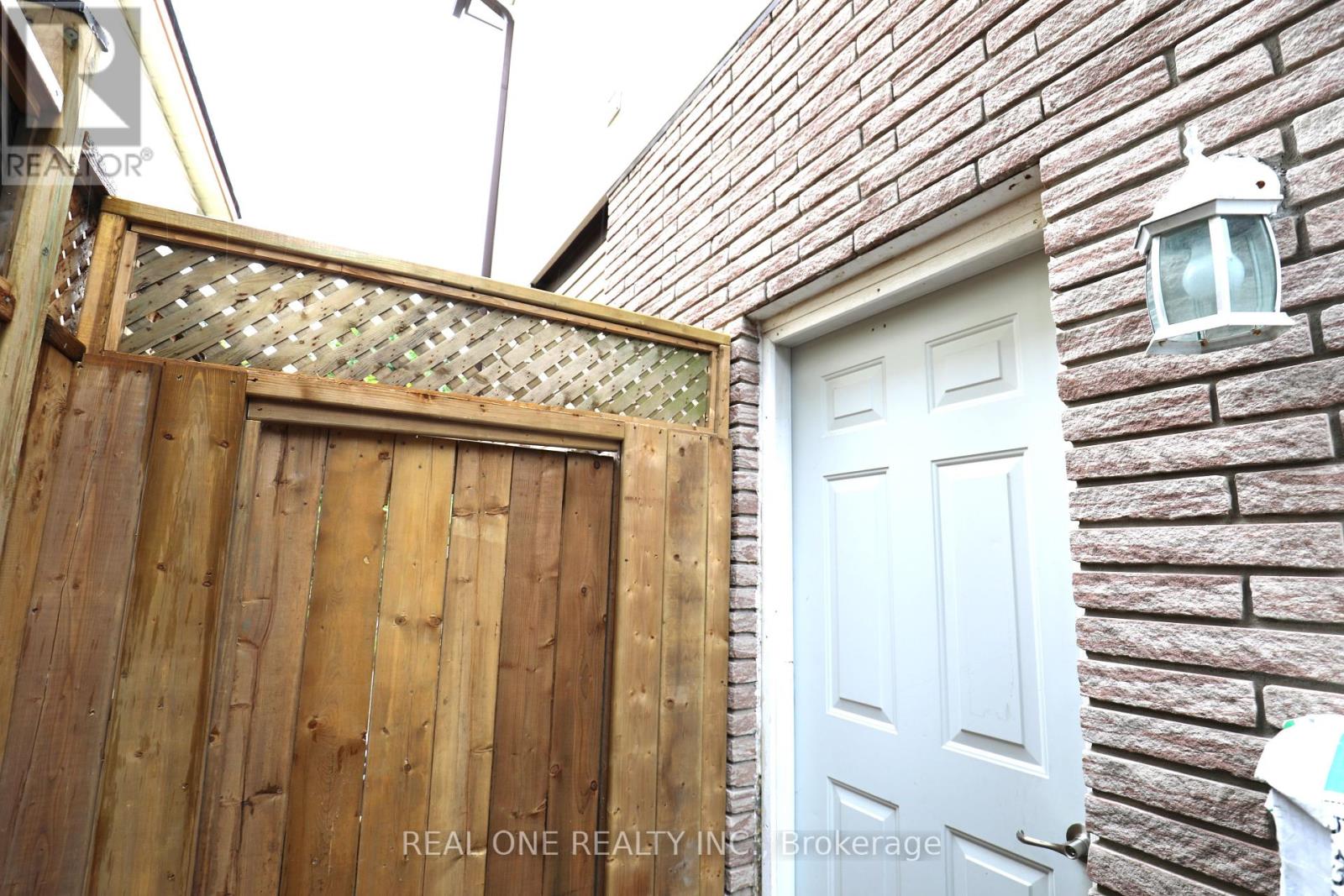Photo 9 of Upper Level Unit 1 56 Skylark Drive, Hamilton ON
