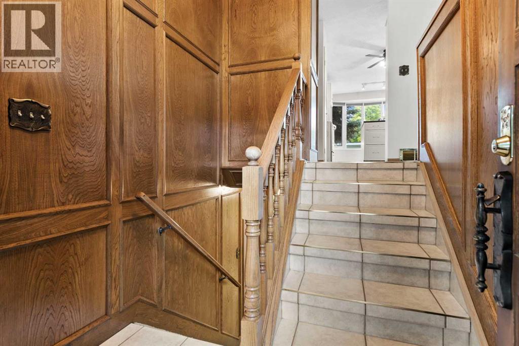 Single Family House Bi-level for Sale in  Breen Crescent NW Brentwood Calgary 