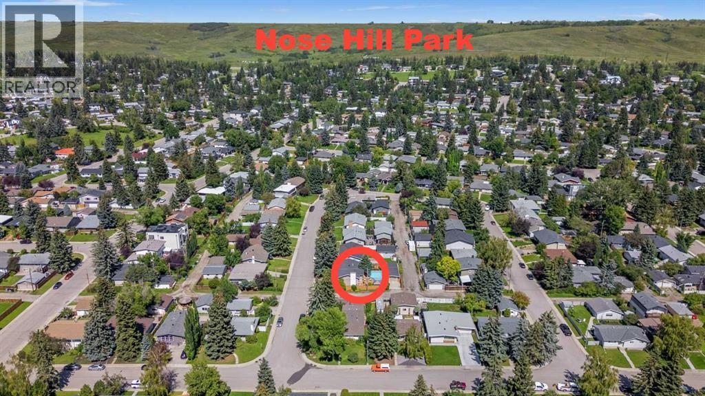 Single Family House Bi-level for Sale in  Breen Crescent NW Brentwood Calgary 