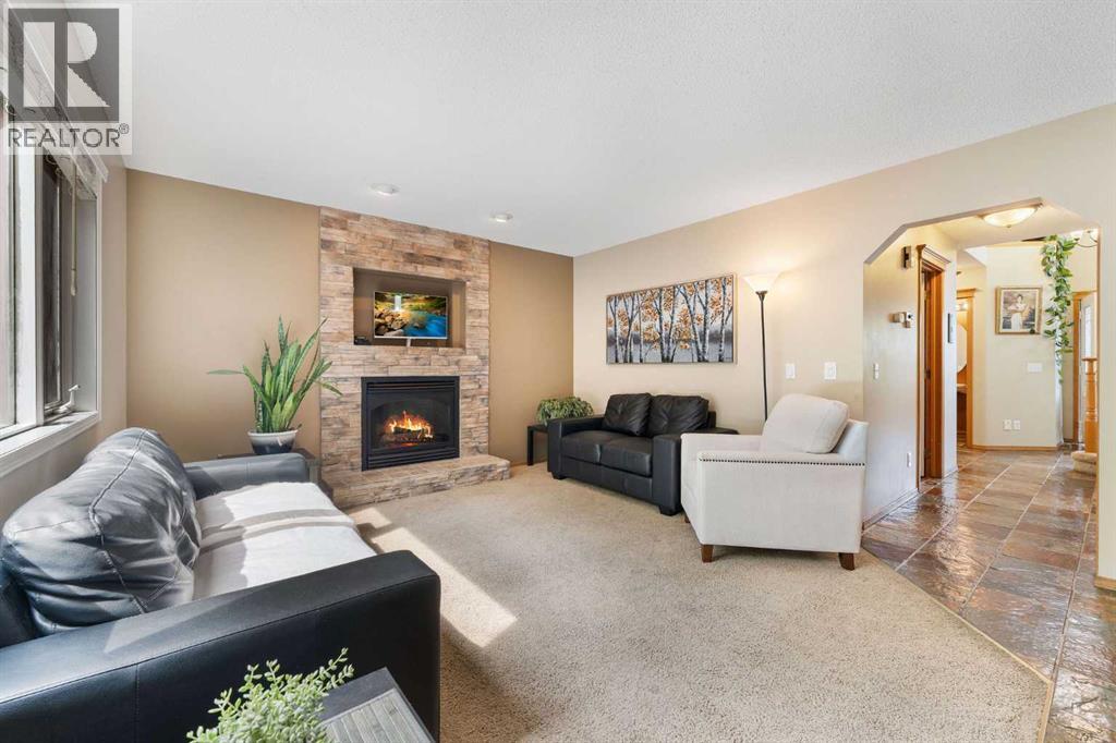 Photo 19 of 9 Valley Meadow Close Nw, Calgary AB