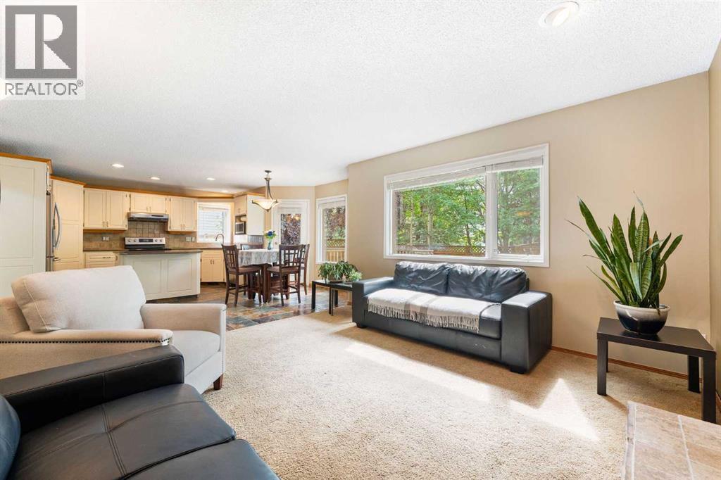 Photo 22 of 9 Valley Meadow Close Nw, Calgary AB
