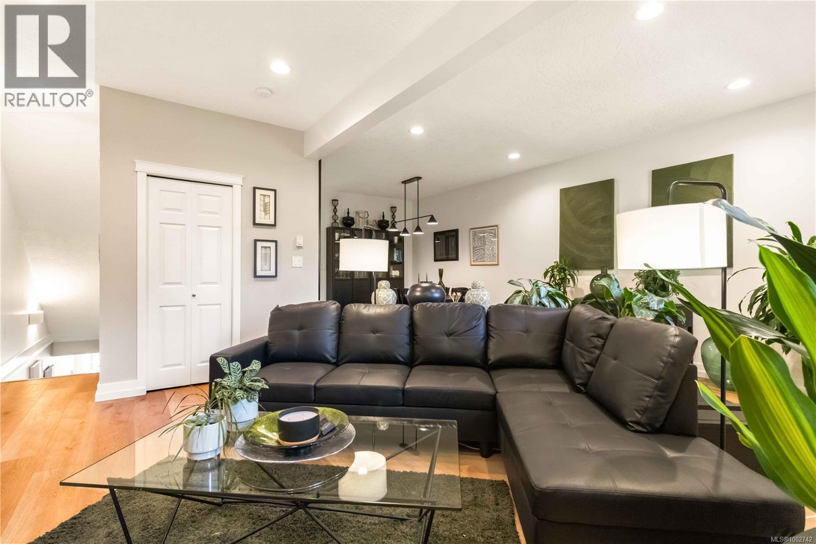 Photo 7 of 107 1924 Maple Ave S, Sooke BC