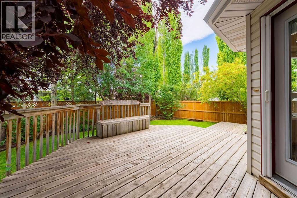 Photo 43 of 9 Valley Meadow Close Nw, Calgary AB