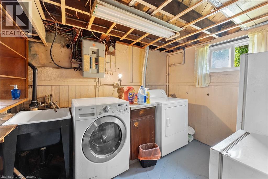Photo 36 of 5387 Cedar Street, Niagara Falls ON